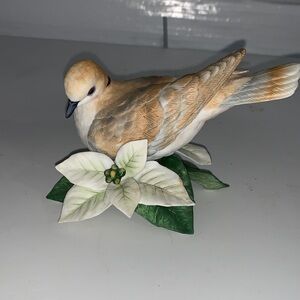 Lenox Turtle Dove Bird Figurine with Green Leaves